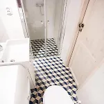 アパート The Tiny Space 6m2 With Private Bathroom In The Hallway *