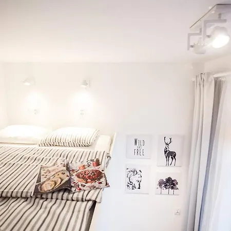 Апартаменты The Tiny Space 6M2 With Private Bathroom In The Hallway Сопот
